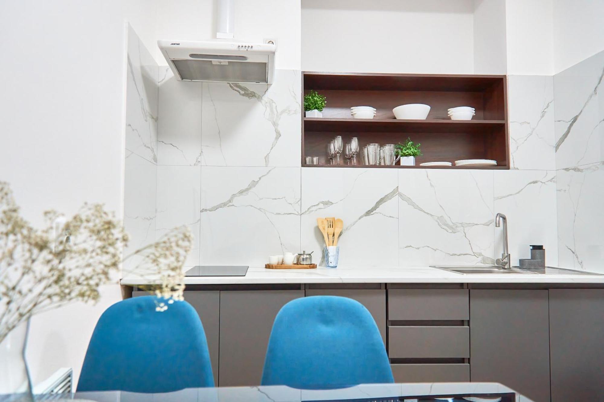 Elegant Lux Apartment In Central Square Мукачеве Екстериор снимка